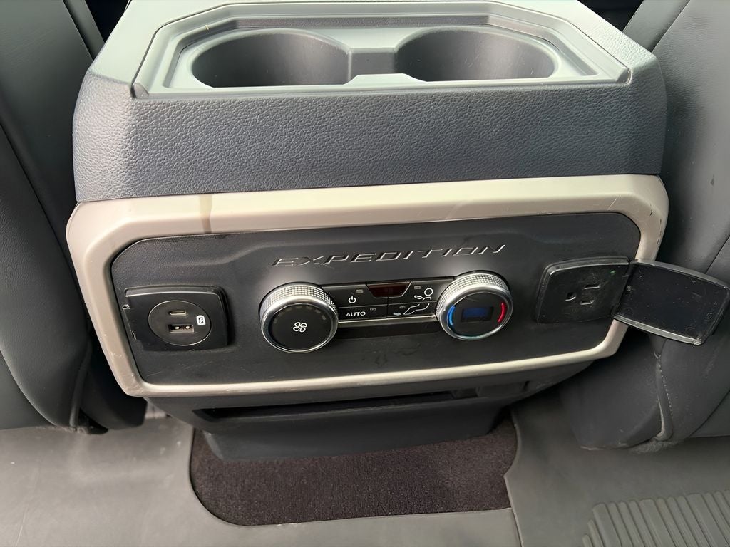 2023 Ford Expedition XLT