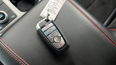 2024 Ford Explorer ST-Line