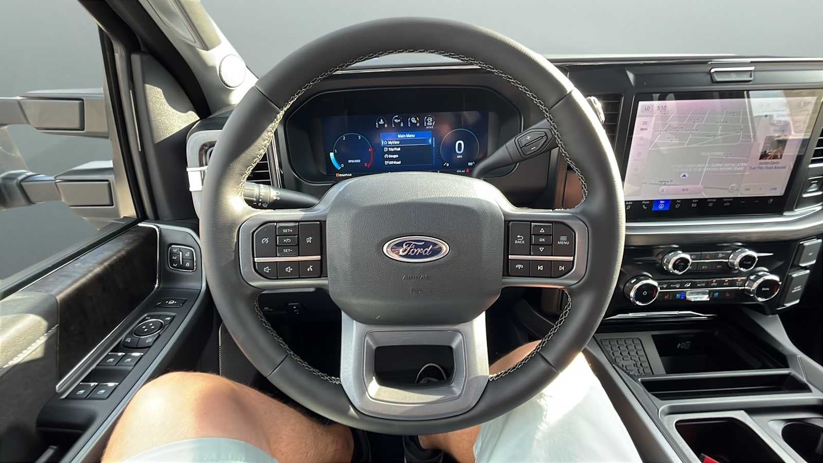 2026 Ford Super Duty F-350 SRW LARIAT