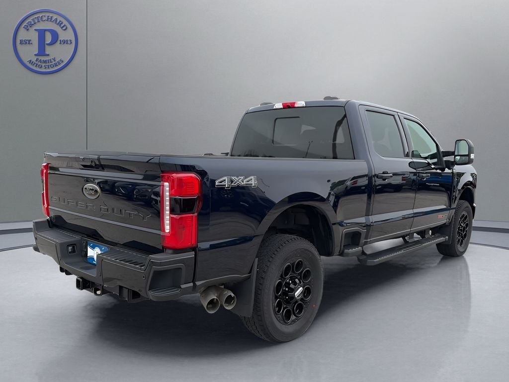 2025 Ford F-350SD Lariat