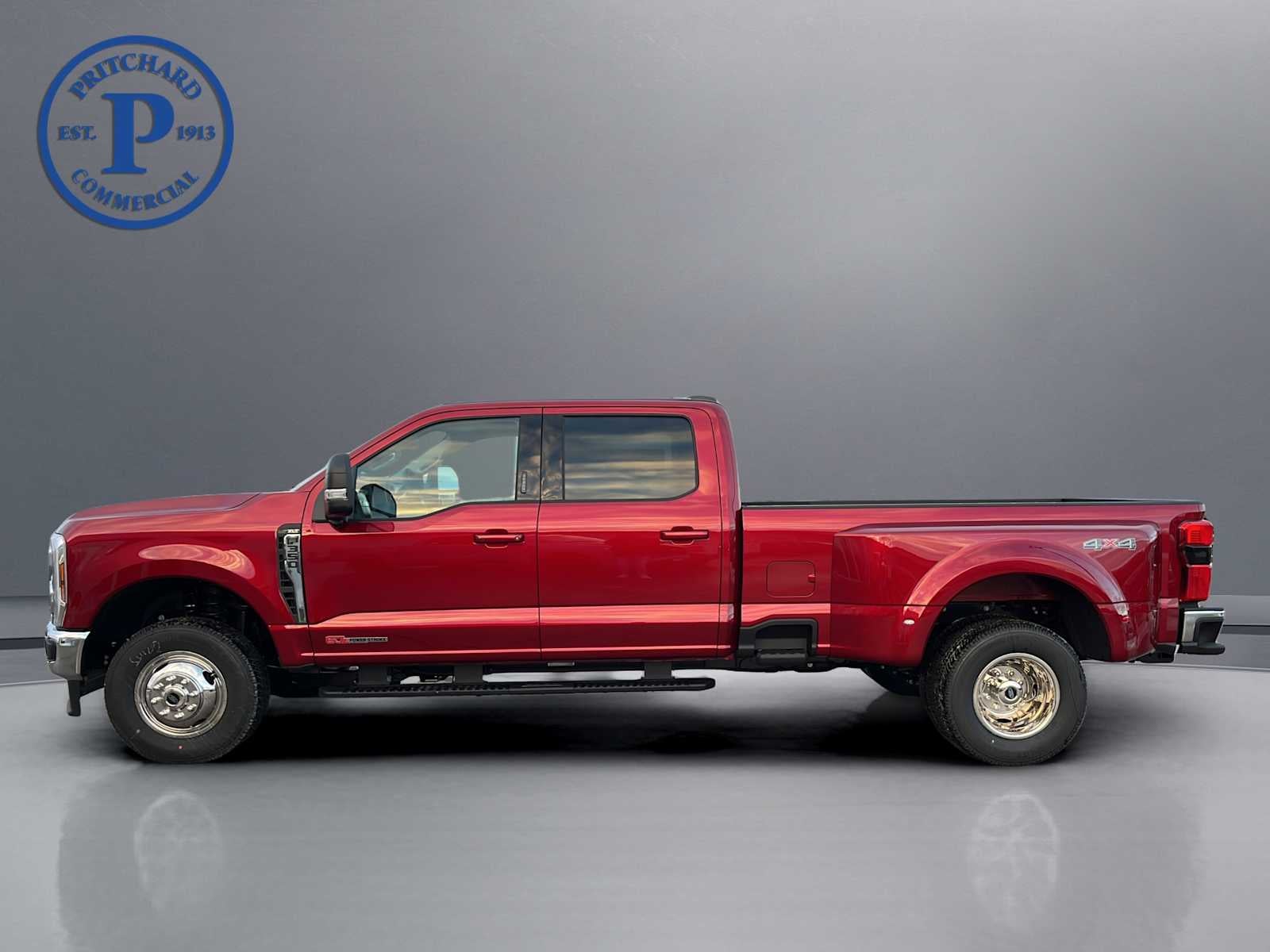 2026 Ford Super Duty F-350 DRW XLT