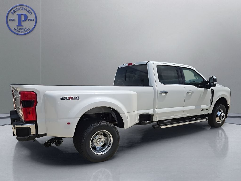 2026 Ford F-350SD Lariat DRW