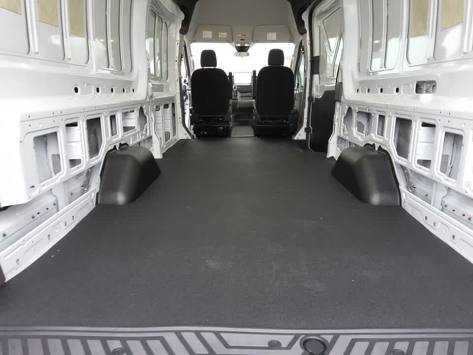 2026 Ford Transit Base