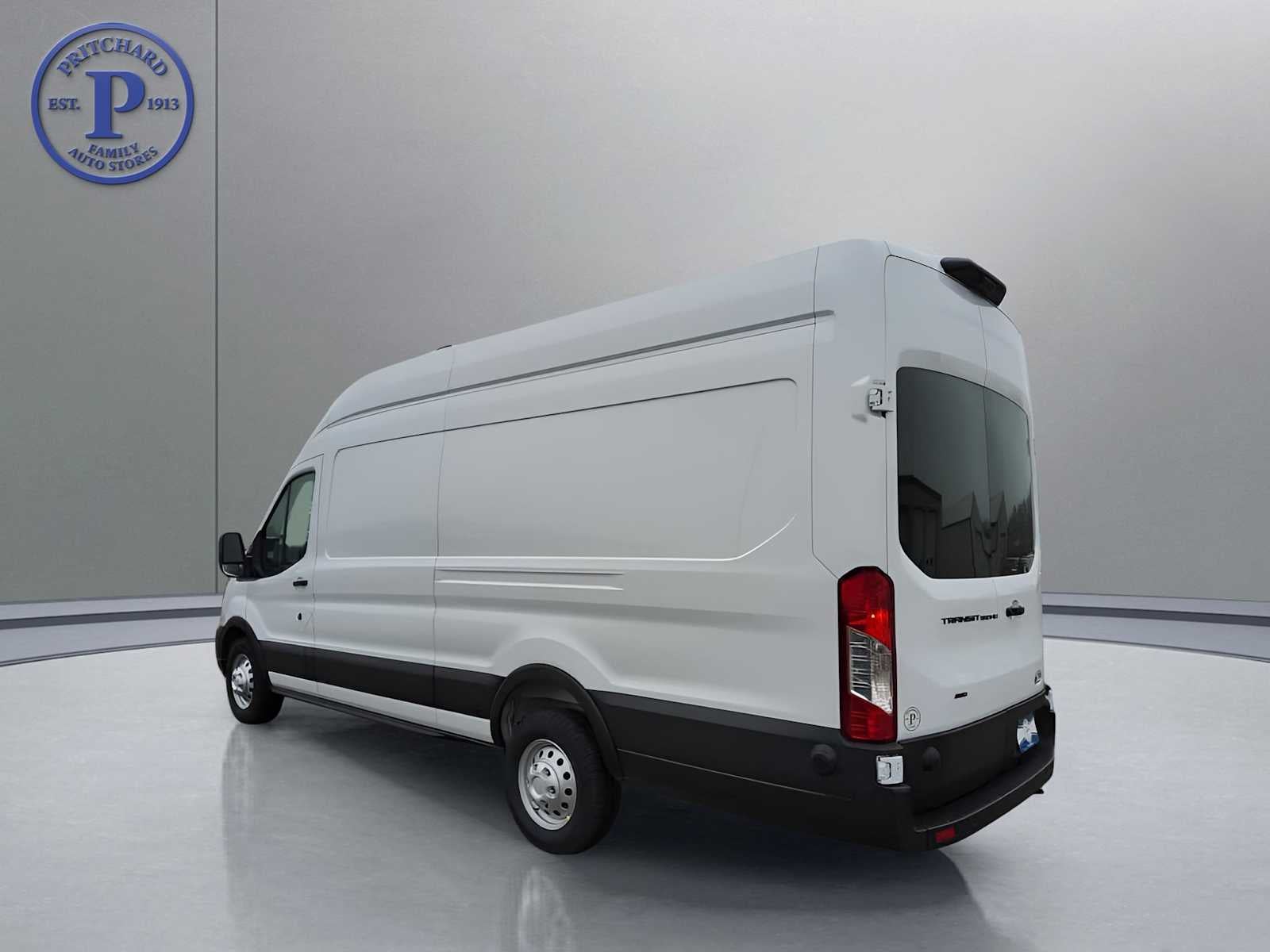 2026 Ford Transit Base