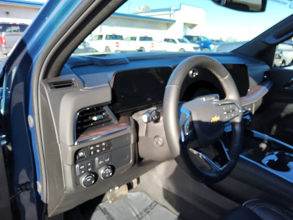 2025 Chevrolet Suburban Premier