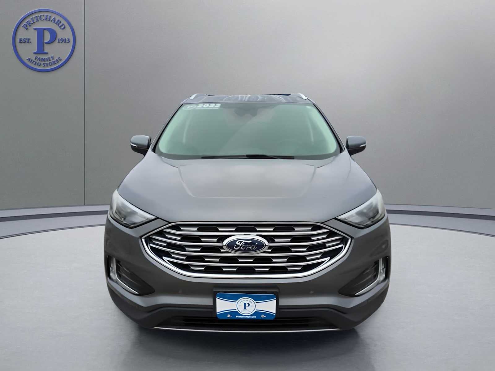 2022 Ford Edge Titanium