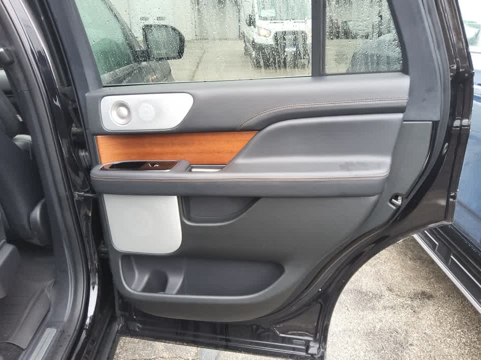 2023 Lincoln Navigator Black Label
