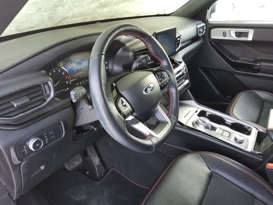 2022 Ford Explorer ST-Line