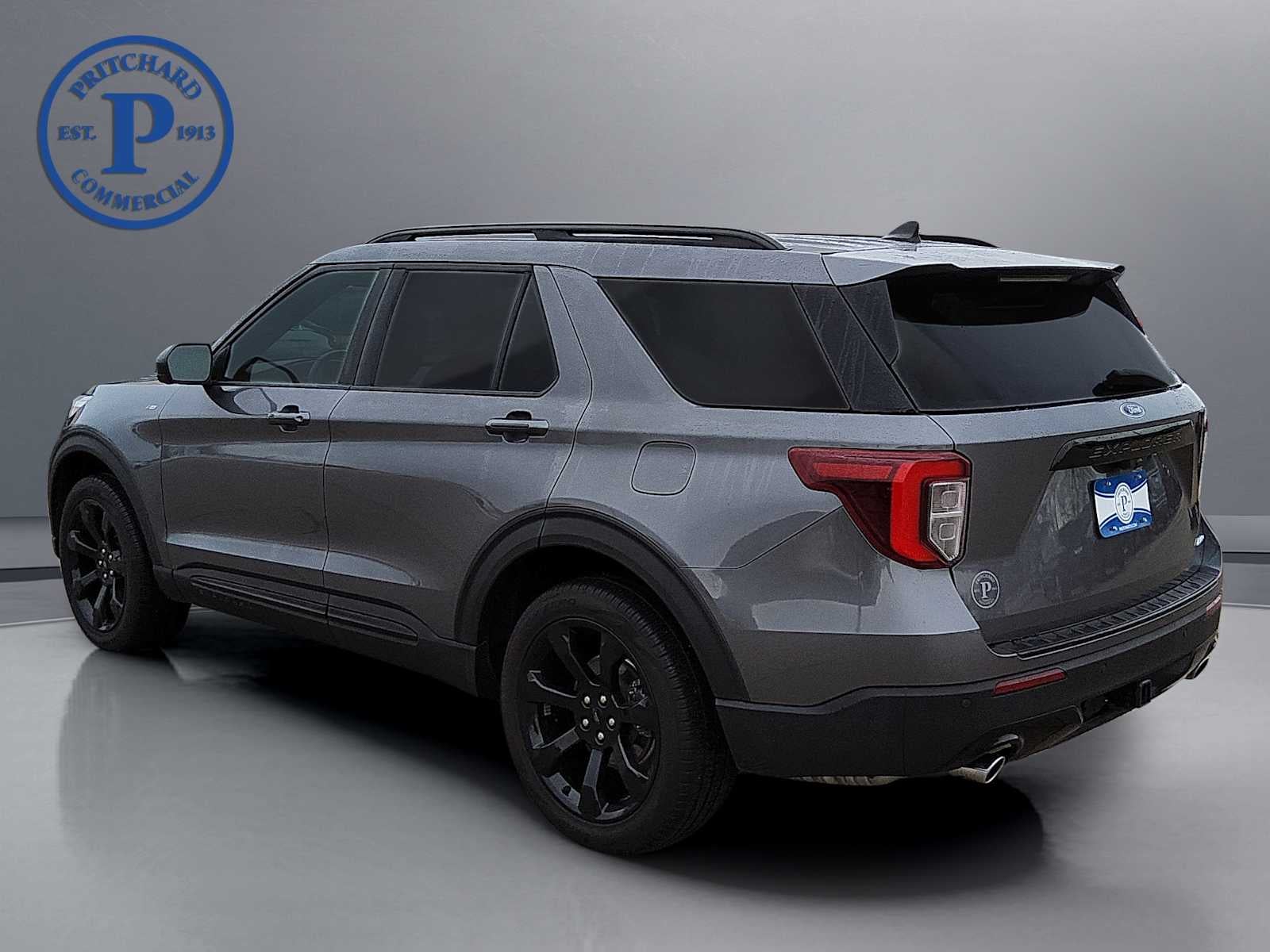 2022 Ford Explorer ST-Line