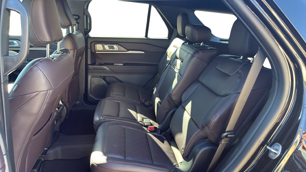 2027 Ford Explorer Platinum
