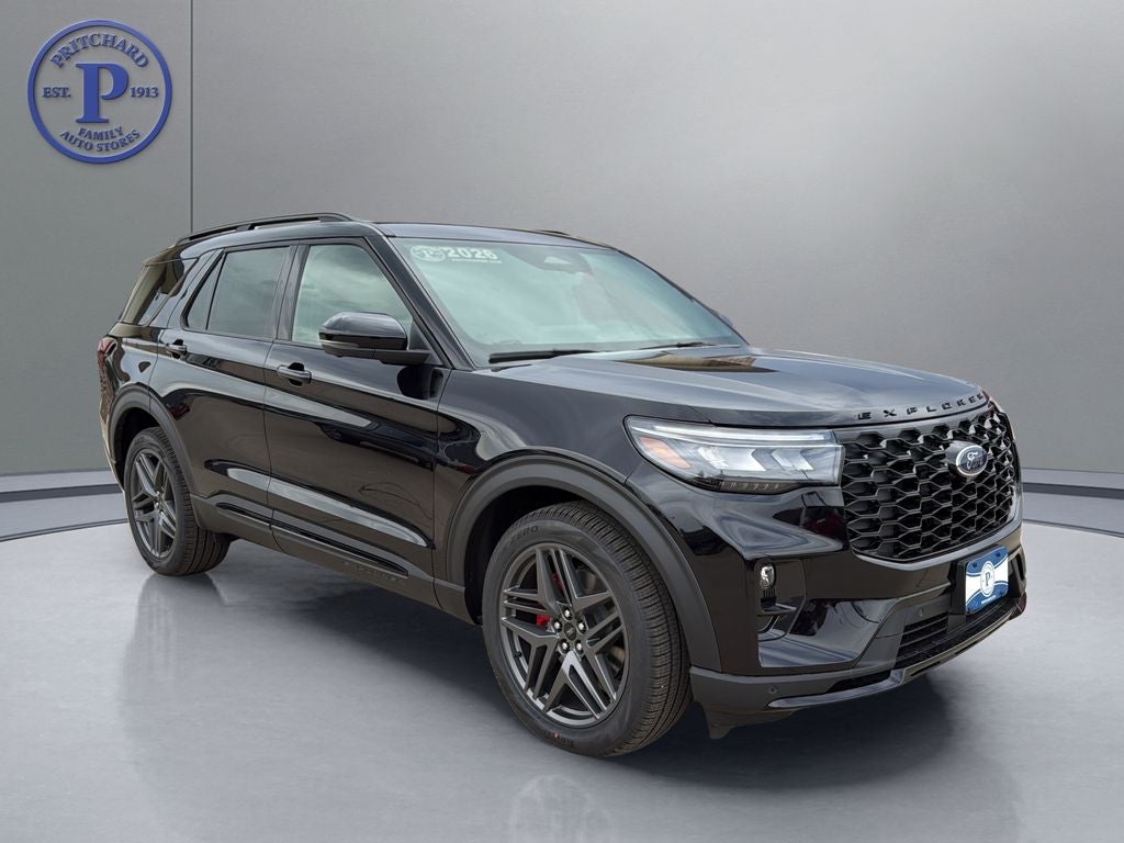 2026 Ford Explorer ST 4WD's photo