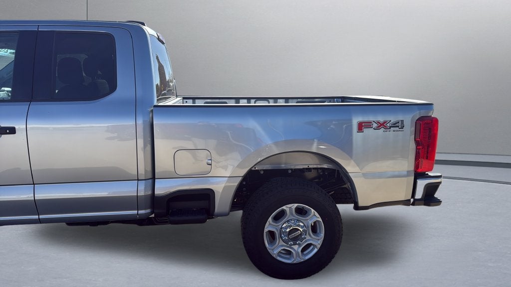 2027 Ford F-250SD XLT