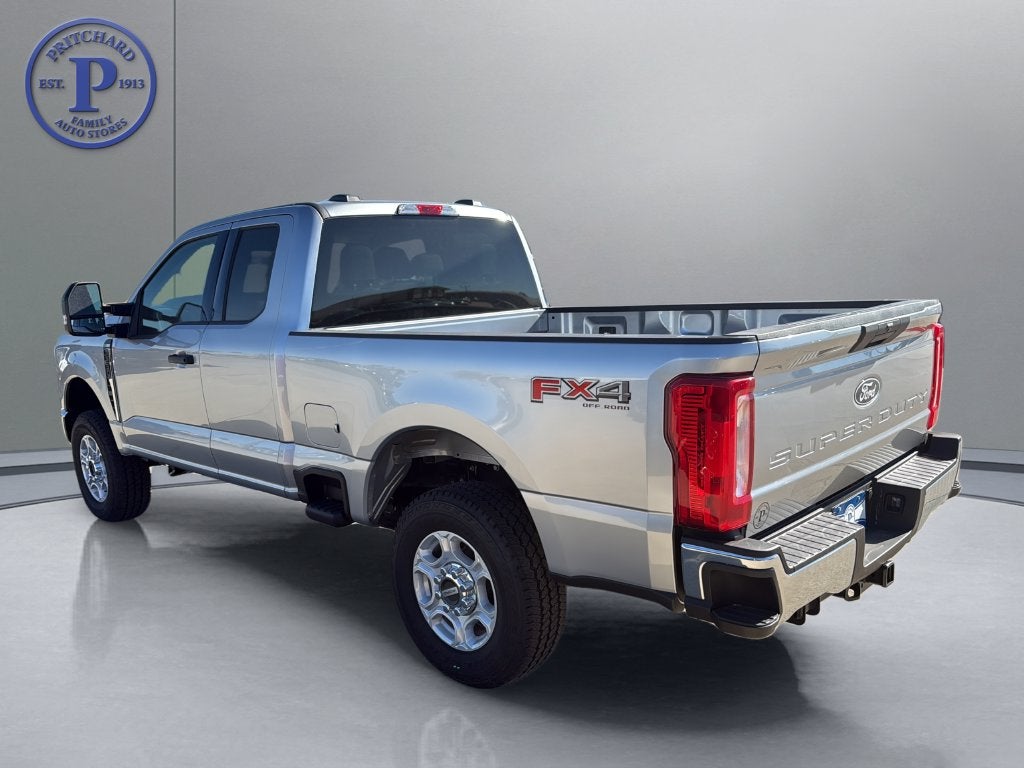 2027 Ford F-250SD XLT