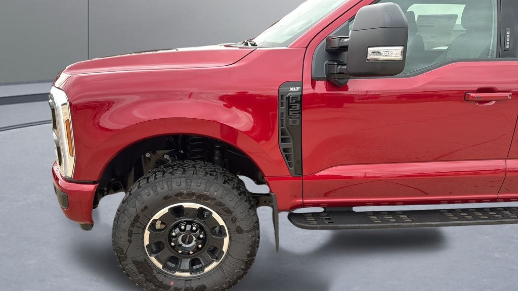 2027 Ford F-350SD XLT