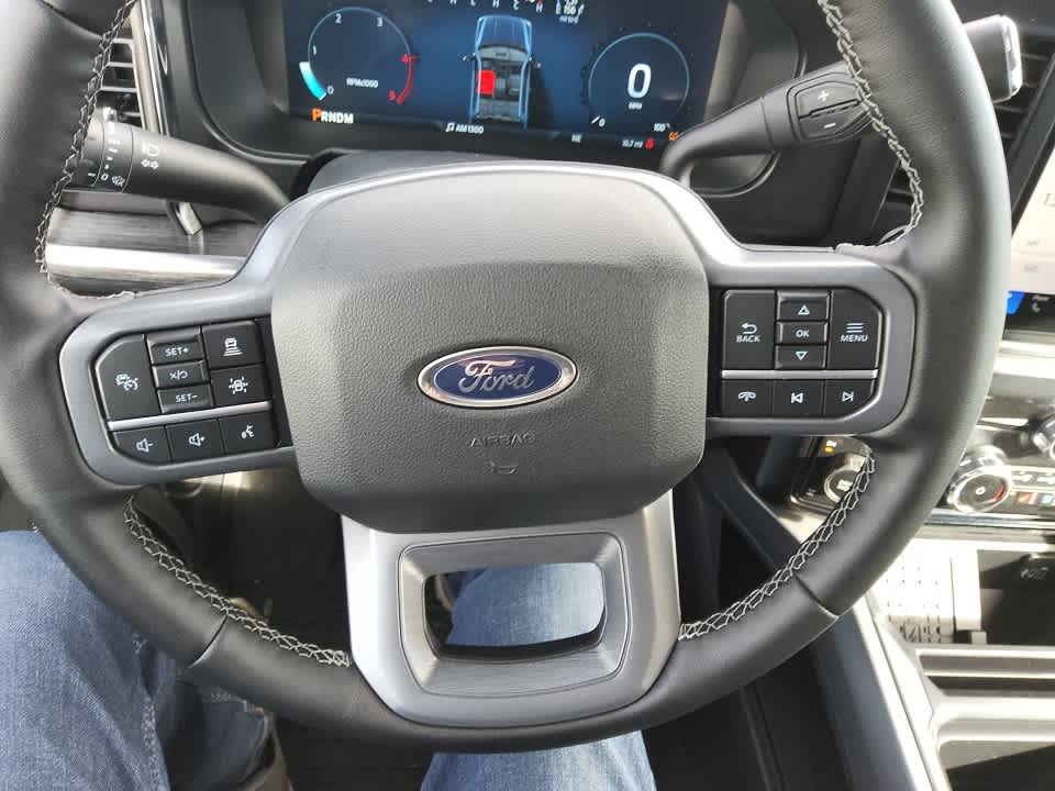 2026 Ford Super Duty F-350 SRW LARIAT