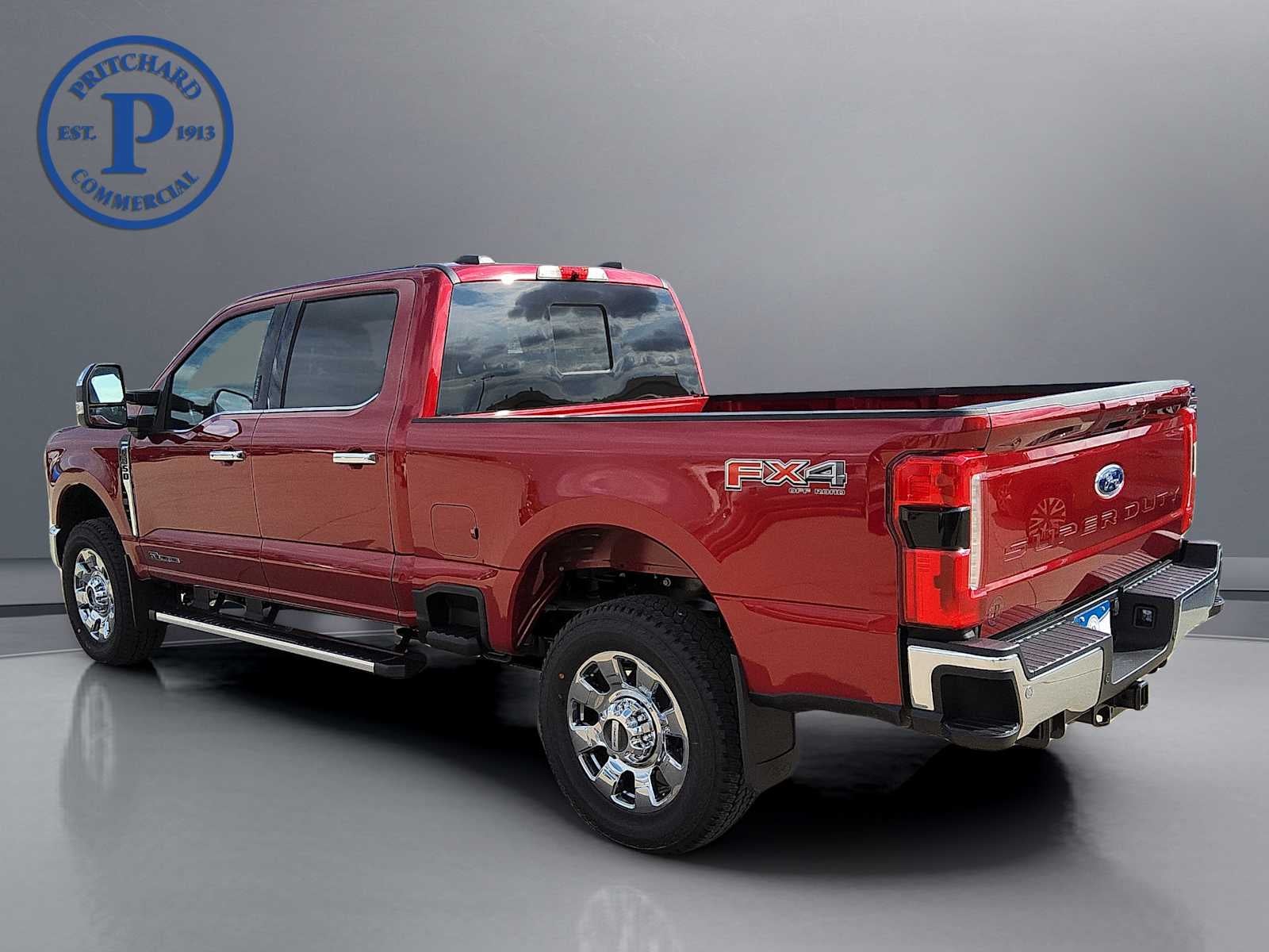 2026 Ford Super Duty F-350 SRW LARIAT