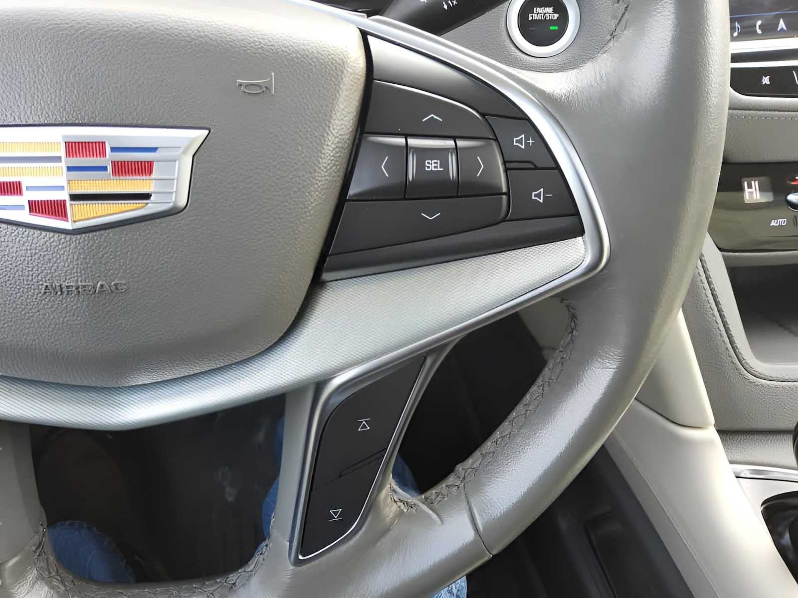 2023 Cadillac XT5 AWD Premium Luxury