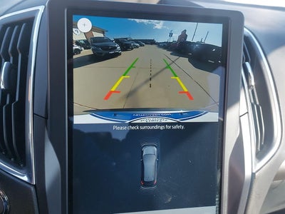 2022 Ford Edge Titanium