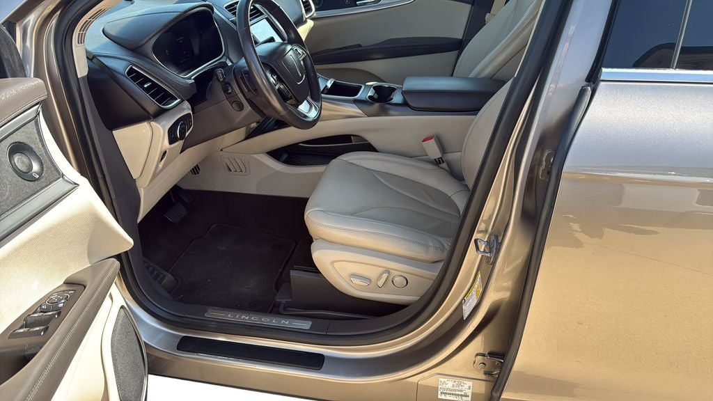 2019 Lincoln Nautilus Reserve