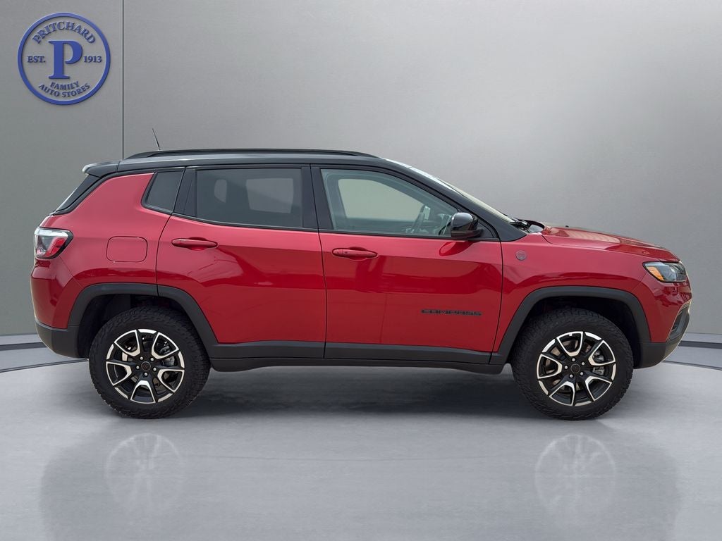 2025 Jeep Compass Trailhawk