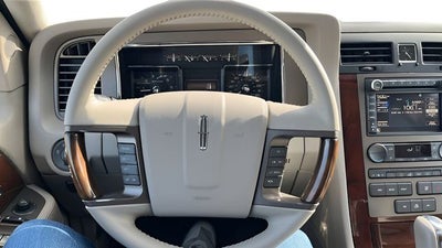 2013 Lincoln Navigator Base